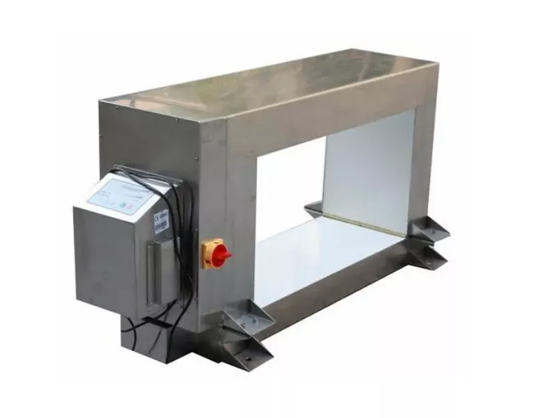 كيف يمكن لمعدات إزالة الحديد أن تمنع التلوث المكلف ووقت التوقف عن العمل؟